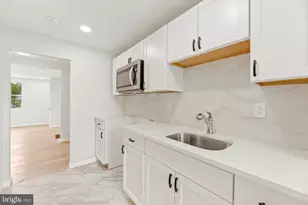 4354 Glendale St, Philadelphia, PA 19124 - Photo 10