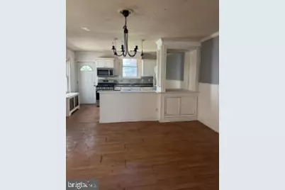 629 Fanshawe Street, Philadelphia, PA 19111 - Photo 2