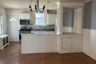 629 Fanshawe St, Philadelphia, PA 19111 - Photo 2