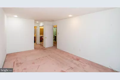 73305 Delaire Landing Road #305, Philadelphia, PA 19114 - Photo 16