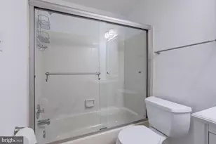 2751 Pennsylvania Ave, Philadelphia, PA 19130 - Photo 26
