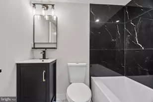 403 Daly St, Philadelphia, PA 19148 - Photo 36