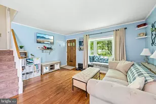 913 Lomond Ln, Philadelphia, PA 19128 - Photo 6