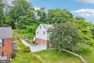 913 Lomond Ln, Philadelphia, PA 19128 - Photo 48