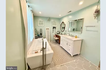 913 Lomond Lane, Philadelphia, PA 19128 - Photo 12