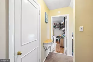 913 Lomond Ln, Philadelphia, PA 19128 - Photo 14