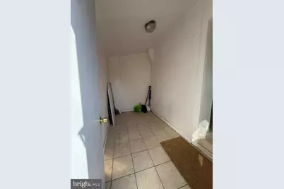 2246 S Felton Street, Philadelphia, PA 19142 - Photo 2