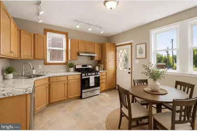 7781 Hasbrook Avenue, Philadelphia, PA 19111 - Photo 14