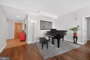 901 N Penn St, Philadelphia, PA 19123 - Photo 4