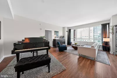 901 N Penn Street #R1604, Philadelphia, PA 19123 - Photo 2