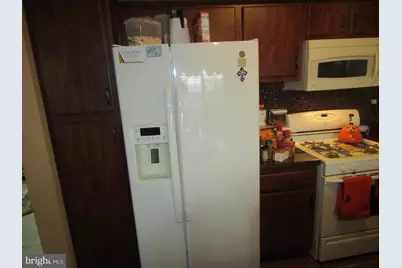 8409 Gibbs Place, Philadelphia, PA 19153 - Photo 16