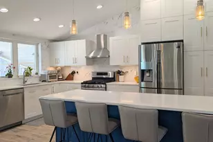 625 Renz St, Philadelphia, PA 19128 - Photo 2