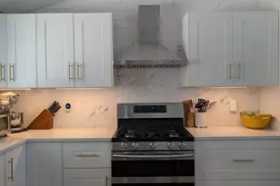 625 Renz St, Philadelphia, PA 19128 - Photo 4