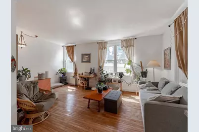 1108 Locust Street #THIRD FLOOR, Philadelphia, PA 19107 - Photo 2