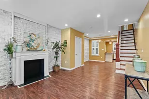 2423 Madison Square, Philadelphia, PA 19146 - Photo 2
