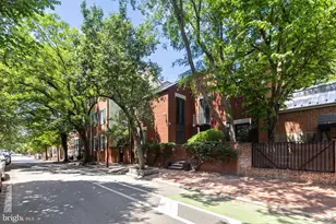 113 Pine St, Philadelphia, PA 19106 - Photo 2