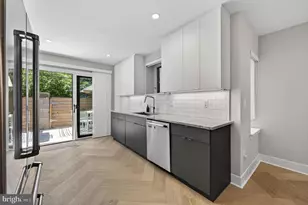 2040 Pemberton St, Philadelphia, PA 19146 - Photo 6