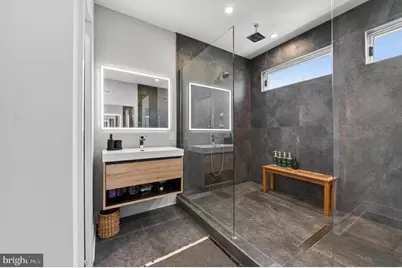 2040 Pemberton Street, Philadelphia, PA 19146 - Photo 14