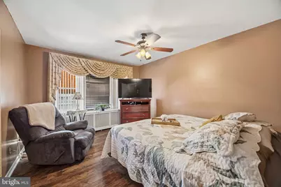 6458 N Smedley Street, Philadelphia, PA 19126 - Photo 16