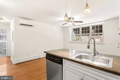 2531 Lombard Street #1S, Philadelphia, PA 19146 - Photo 8