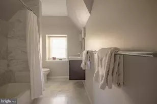 15 E Willow Grove Ave, Philadelphia, PA 19118 - Photo 16