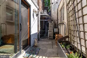 1205 S 8th St, Philadelphia, PA 19147 - Photo 32