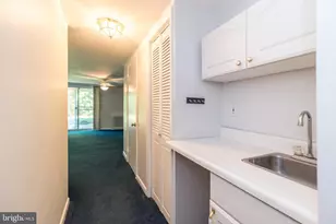813 Green Valley Dr, Philadelphia, PA 19128 - Photo 24