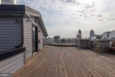 938 New Market Street #304, Philadelphia, PA 19123 - Photo 18