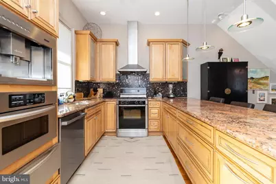 734 S Marvine Street, Philadelphia, PA 19147 - Photo 12