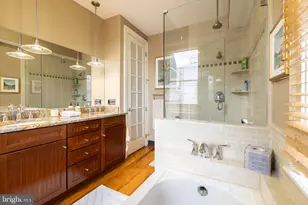 734 S Marvine St, Philadelphia, PA 19147 - Photo 24