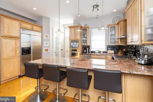 734 S Marvine St, Philadelphia, PA 19147 - Photo 10