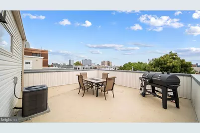 906 N 16th Street #3R, Philadelphia, PA 19130 - Photo 26