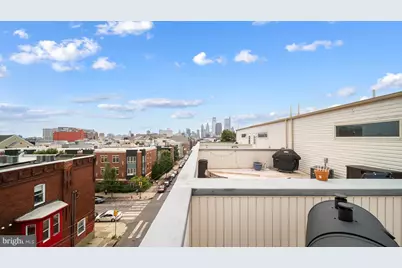 906 N 16th Street #3R, Philadelphia, PA 19130 - Photo 4