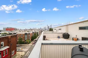 906 N 16th St, Philadelphia, PA 19130 - Photo 4