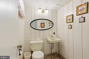 2127 Hoffnagle St, Philadelphia, PA 19152 - Photo 24