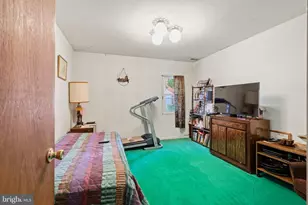 2127 Hoffnagle St, Philadelphia, PA 19152 - Photo 22