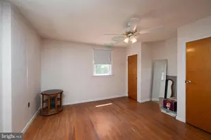 1323 Longshore Ave, Philadelphia, PA 19111 - Photo 24