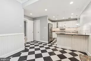 2028 Arch St, Philadelphia, PA 19103 - Photo 8