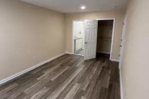 2411 Tremont St, Philadelphia, PA 19115 - Photo 10