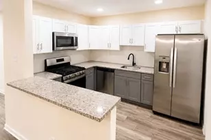2411 Tremont St, Philadelphia, PA 19115 - Photo 2