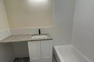 2411-00 Tremont St, Philadelphia, PA 19115 - Photo 4