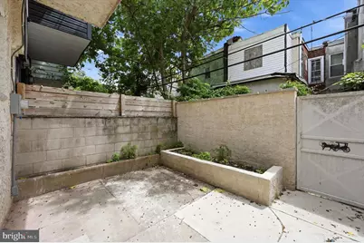 2334 Pierce Street, Philadelphia, PA 19145 - Photo 22