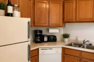 2020 Walnut St, Philadelphia, PA 19103 - Photo 2