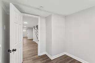 5631 N 11th St, Philadelphia, PA 19141 - Photo 12