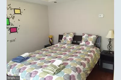 527 S 7th Street S #1, Philadelphia, PA 19147 - Photo 2