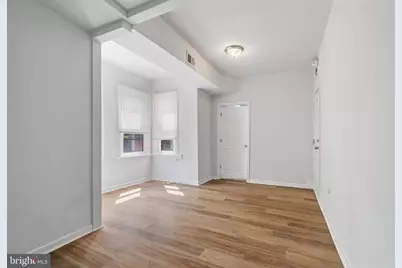 2105 N 17th Street, Philadelphia, PA 19121 - Photo 16