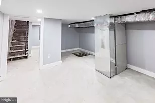 1346 N Myrtlewood St, Philadelphia, PA 19121 - Photo 22
