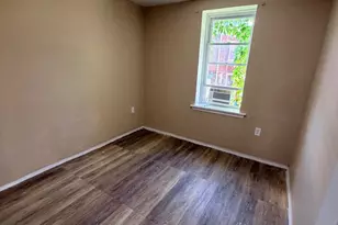 2164 Conlyn St, Philadelphia, PA 19138 - Photo 4