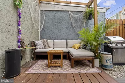 2215 E Oakdale Street, Philadelphia, PA 19125 - Photo 10