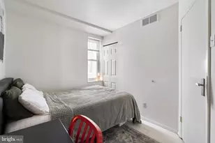 2215 E Oakdale St, Philadelphia, PA 19125 - Photo 28
